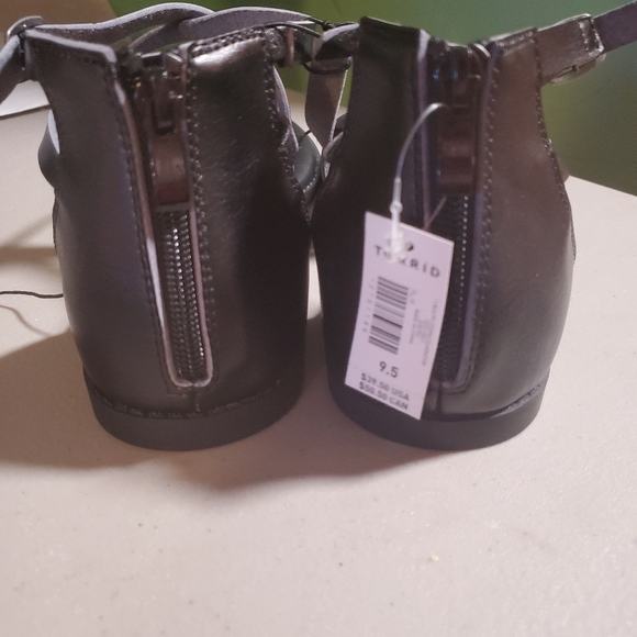Torrid Sandals - Picture 3 of 5